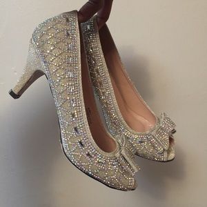 Vintage Sparkly pumps