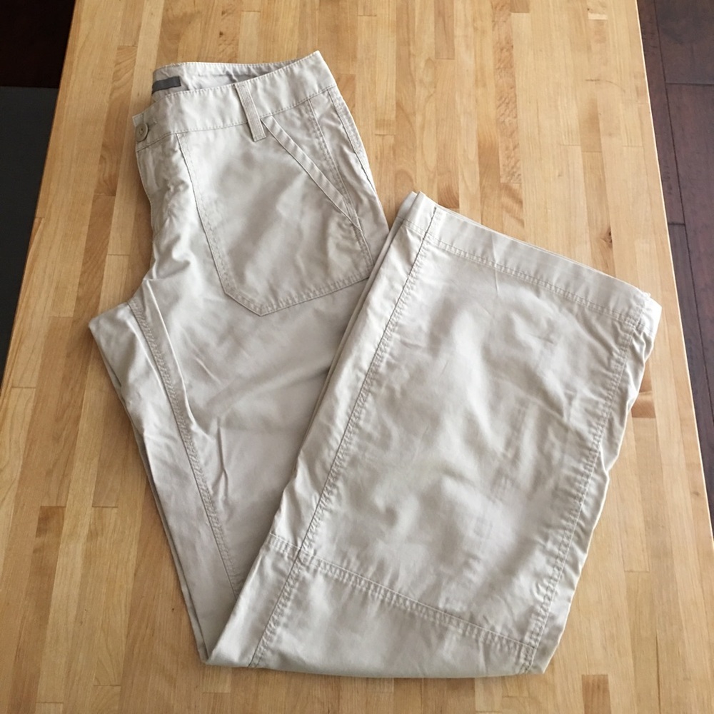 Khaki Gap Convertible Pants