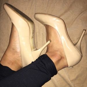 michael kors nude heels