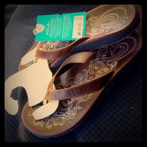 OluKai Paniolo Thong Sandal