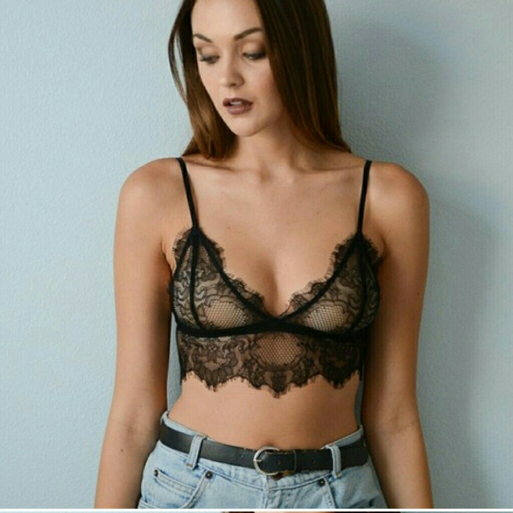 ▪️black lace bralette▪️