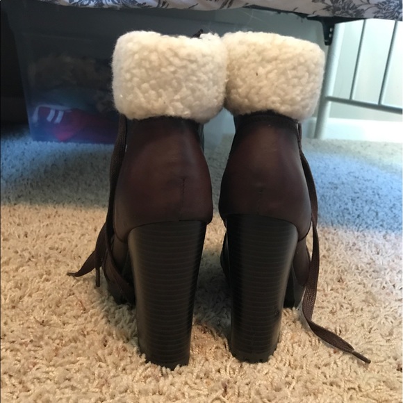 Brown winter booties! - Picture 4 of 4