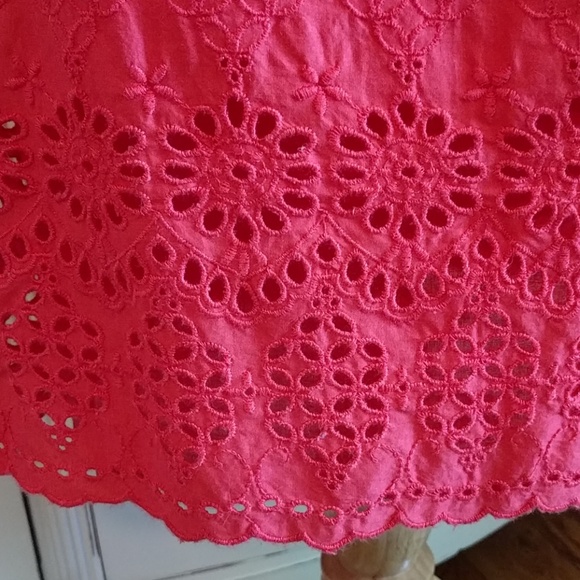 pink Eyelit lace dress - Picture 5 of 8