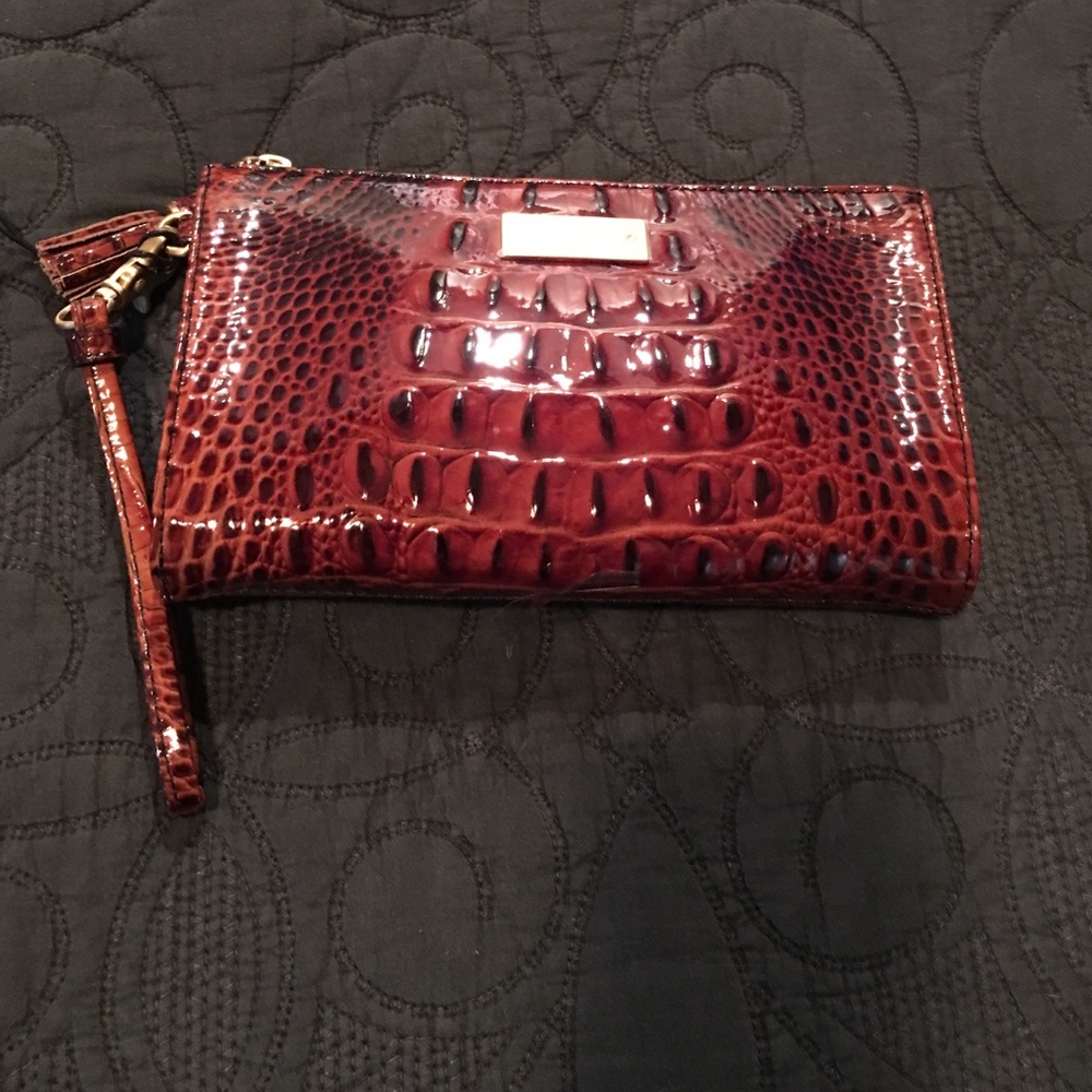 Brand new Brahmin clutch