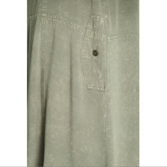 ‼️LAST ONE‼️🆕SlvlsButton Down Stone Washed Dress - Picture 3 of 3