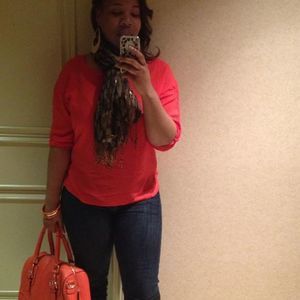 Meet your Posher, Monique