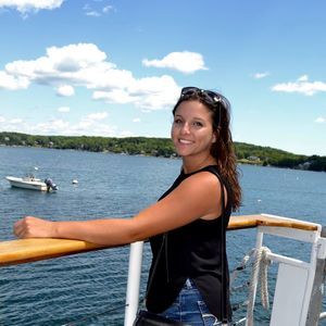 Meet your Posher, Nicole