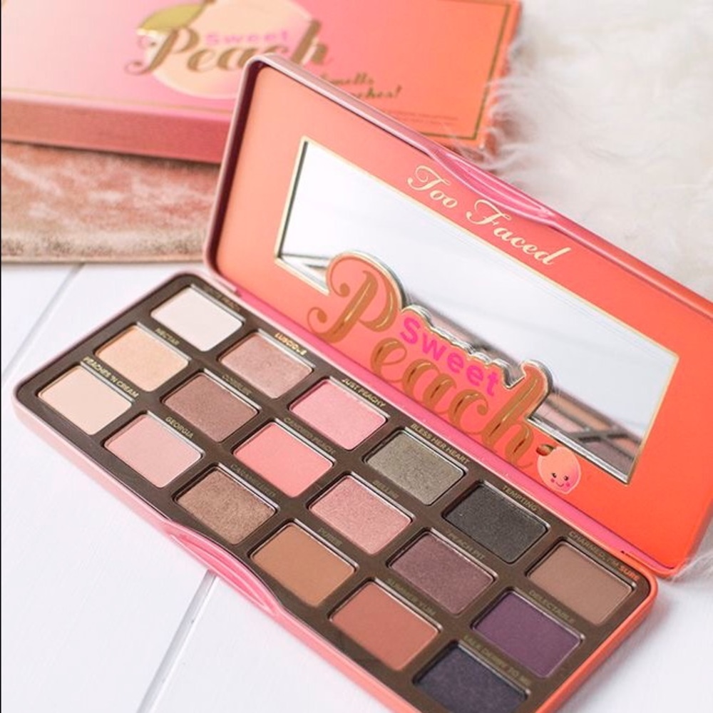 Too Faced Sweet Peach palette