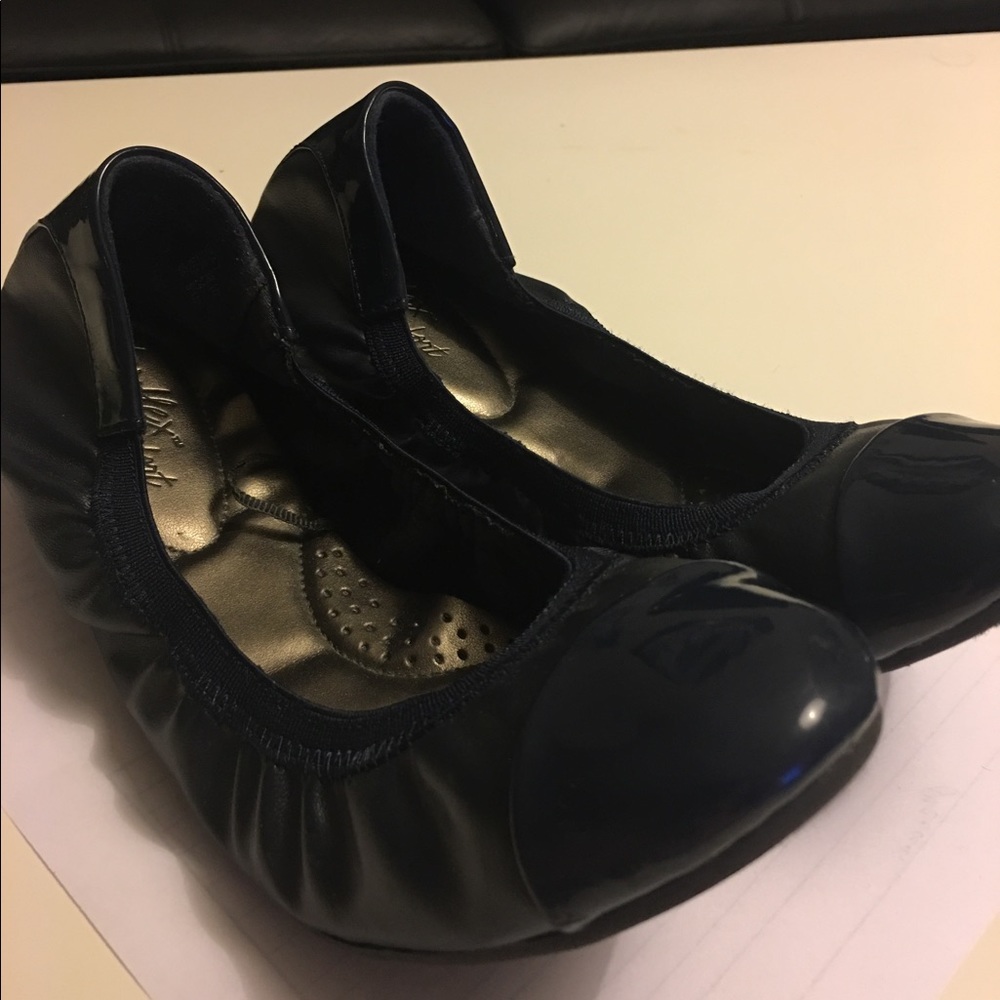Navy blue flats
