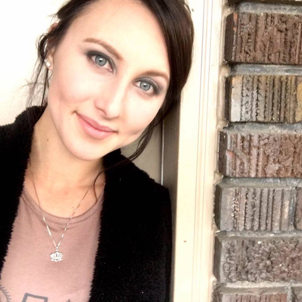 Meet your Posher, Mikhaila