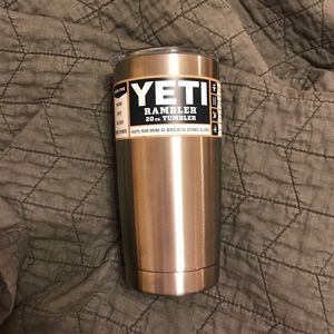 YETI Rambler 20oz Tumbler BRAND NEW