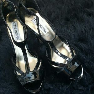 Steve Madden Black Patent Leather Sandals