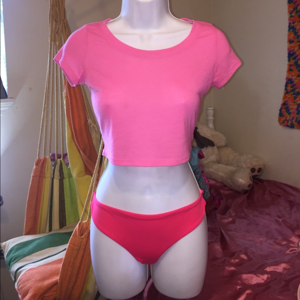 3 BUNDLE Red & Blue & Pink Crop top shirts