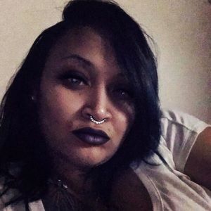 Meet your Posher, Akiesha