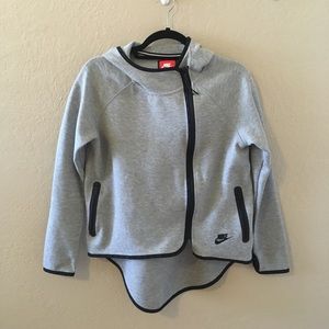 Nike Tech Fleece Cape Hoodie