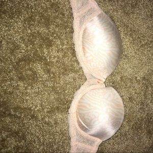 Strapless Victoria secret 32c bra!