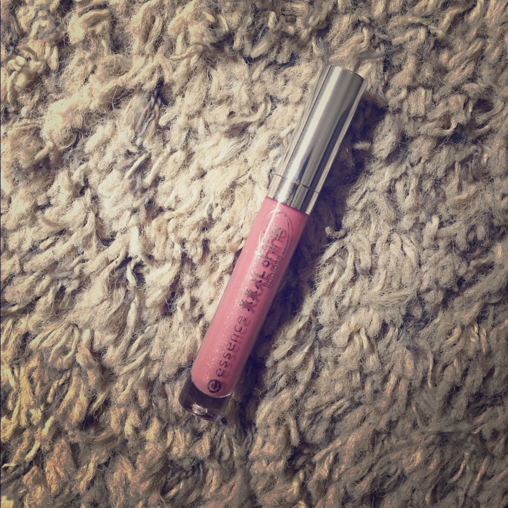 💄Essence XXXL shine lipgloss