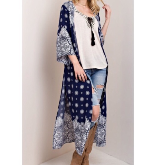 Beautiful side split open woven duster - Picture 2 of 8