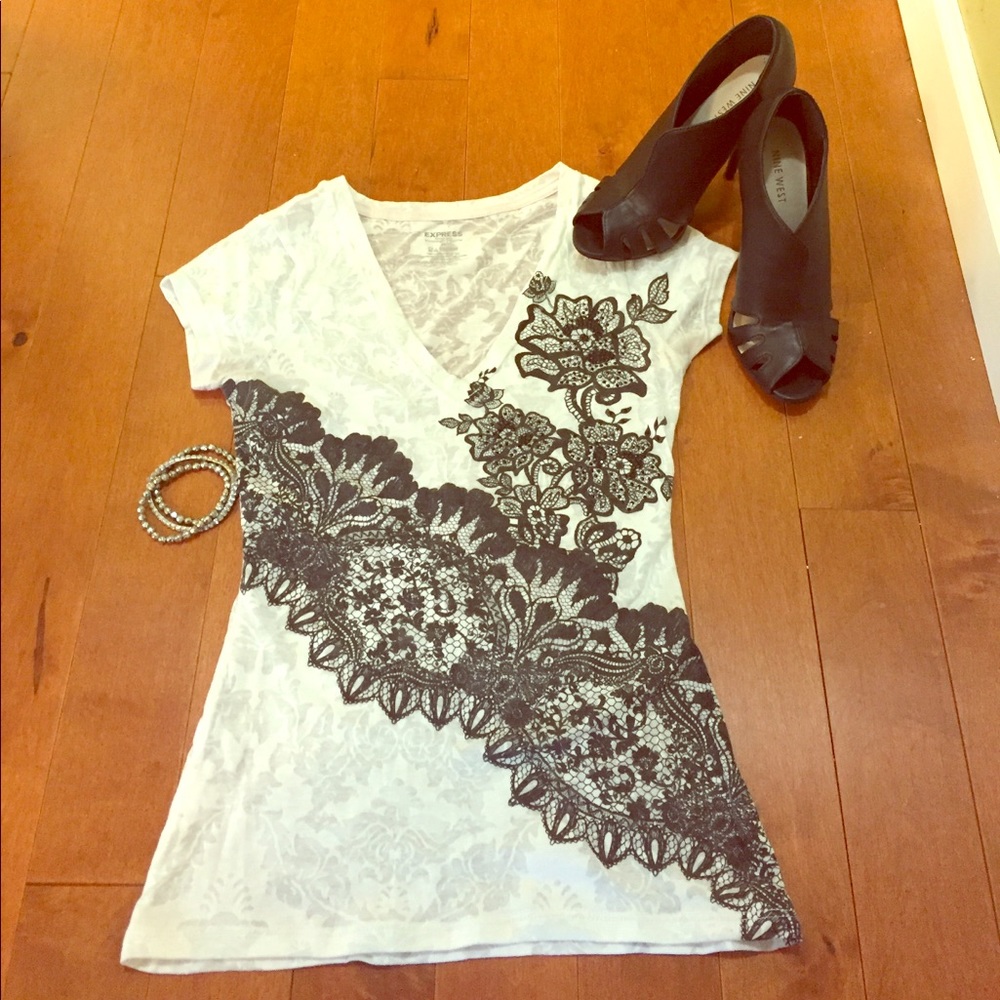 Express burn out graphic tee with lace design