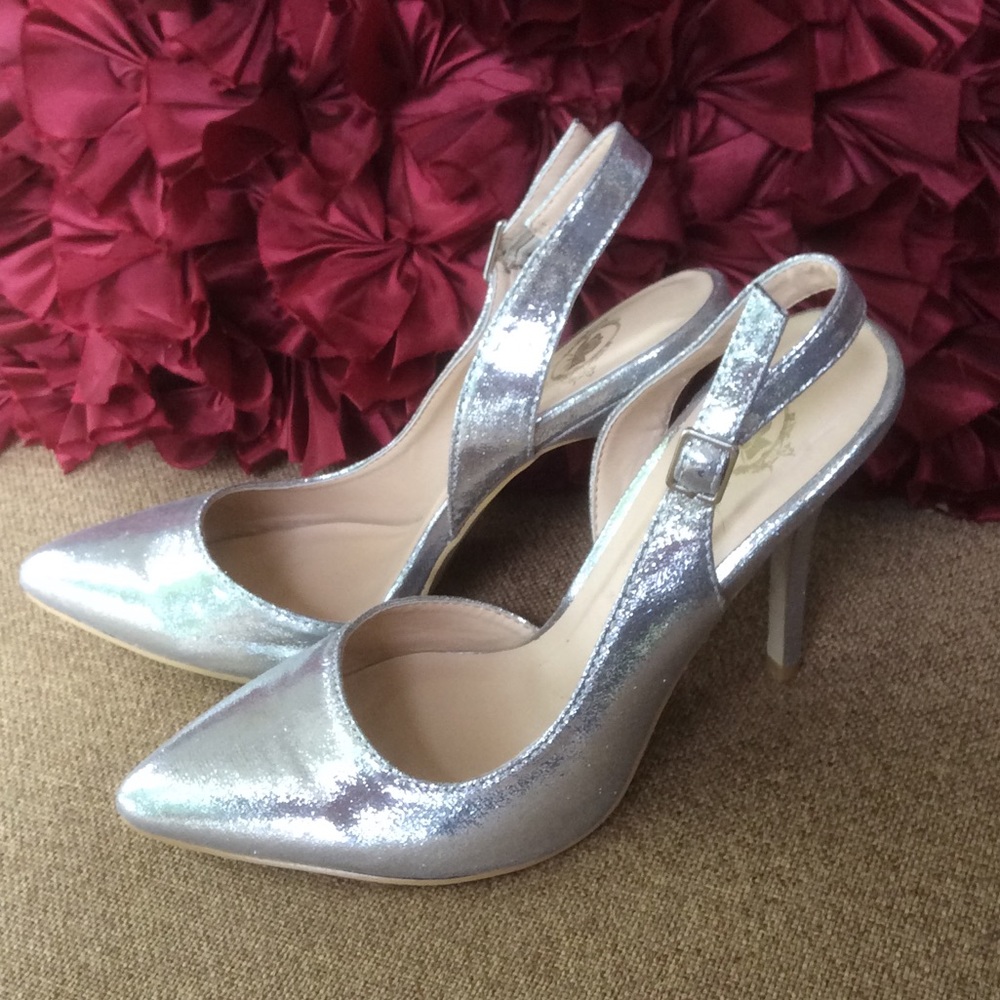 Wild Rose liquid silver sling back heels Size 6.5