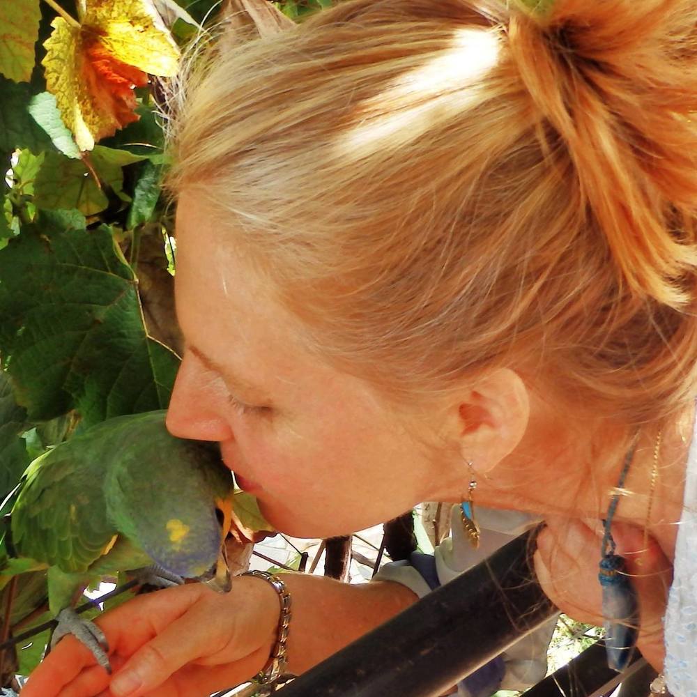 Meet your Posher, Laura