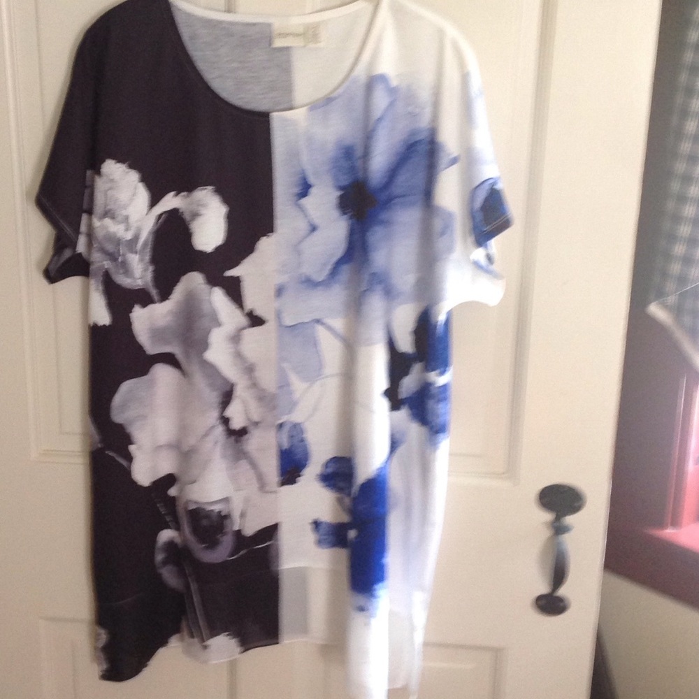 Zenergy by Chico's sz 2(sz 12/14) top