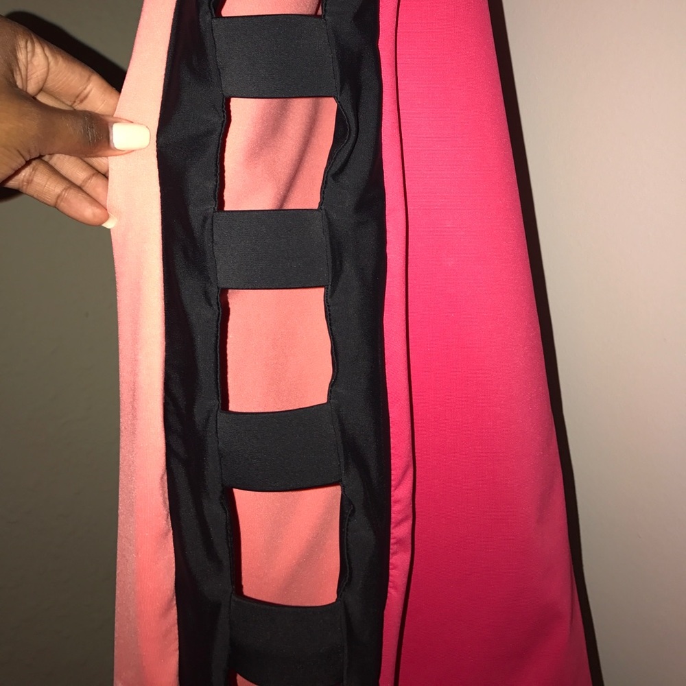 Dress - Picture 3 of 4