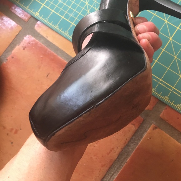 Black L.A.M.B. heels with buckles - Picture 6 of 8