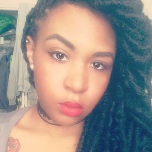 Meet your Posher, Alexus