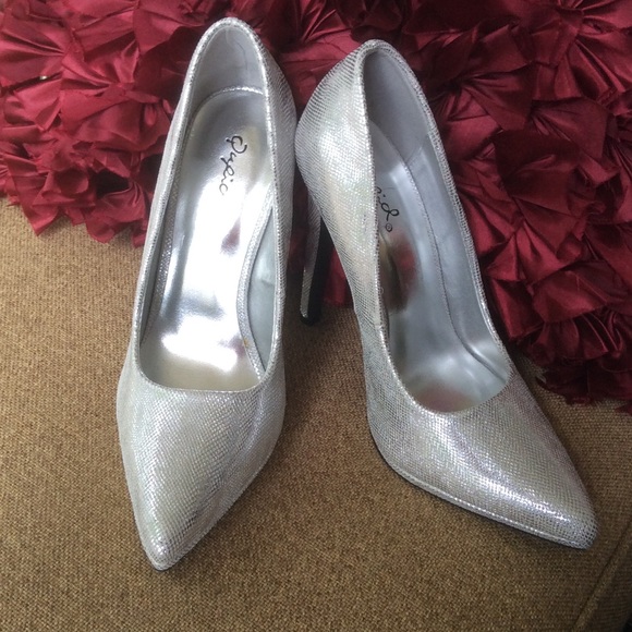 Qupid silver heels size 7 - Picture 4 of 7