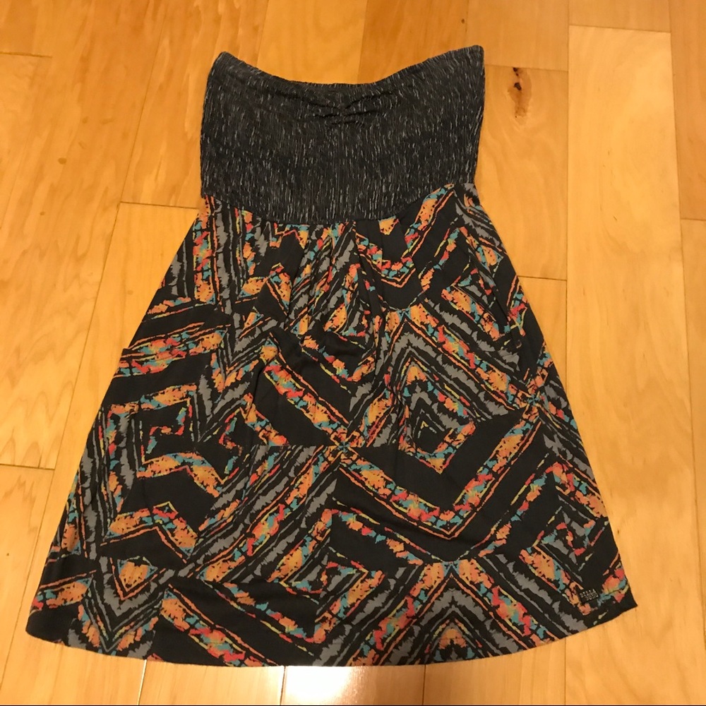 Strapless billabong dress
