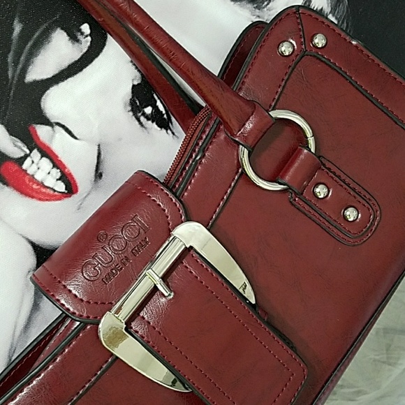 Gucci Handbags - Gucci bag