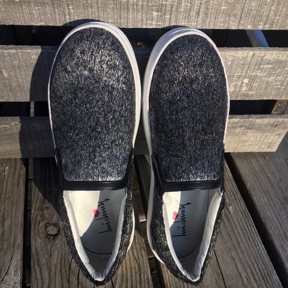 Luichiny Silver Fur Loafers! NEW! - Picture 2 of 10