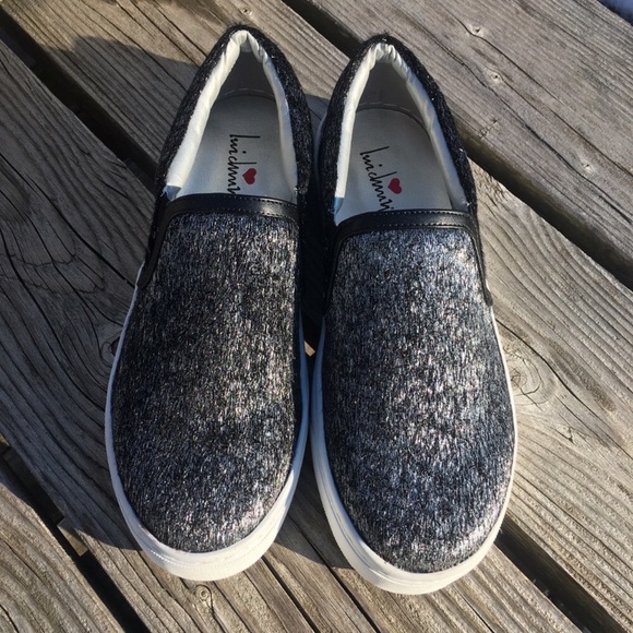 Luichiny Silver Fur Loafers! NEW! - Picture 3 of 10