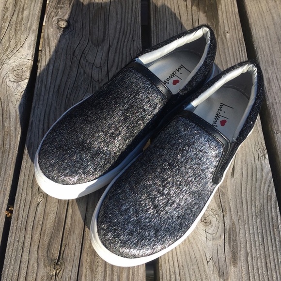 Luichiny Silver Fur Loafers! NEW! - Picture 4 of 10
