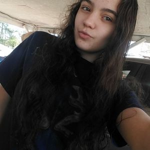 Meet your Posher, Mikayla