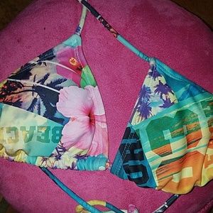 Bikini top only worn once