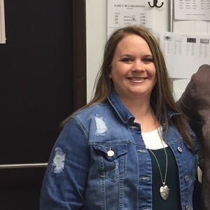 Meet your Posher, Lisa