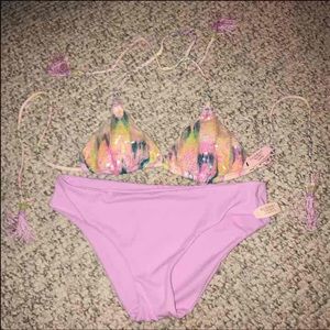 VS Bikini
