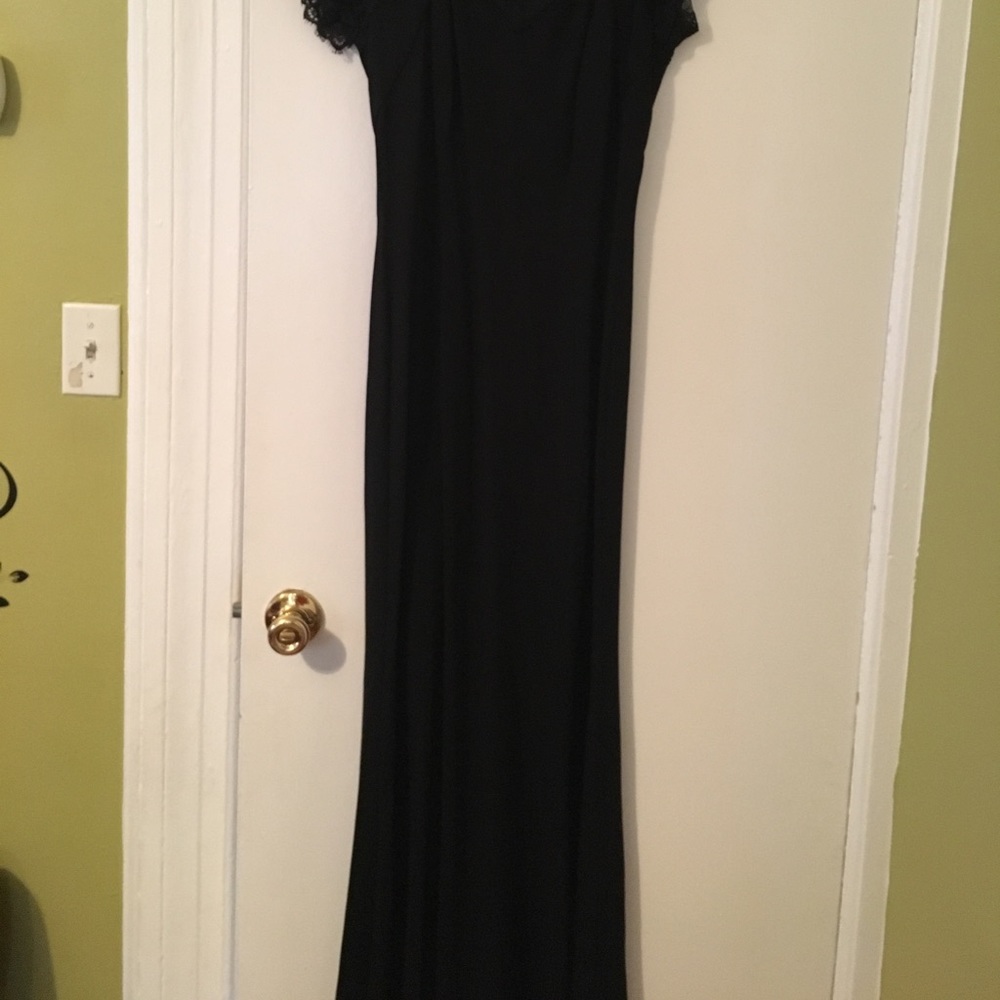 Elegant black dress! For wedding O other occasion