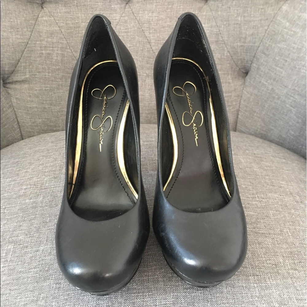 Black leather Jessica Simpson shoes