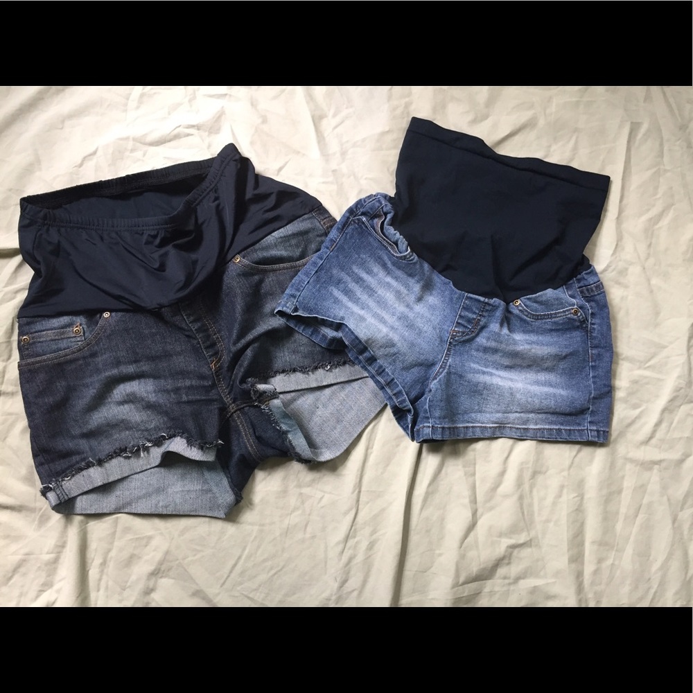 Women's maternity shorts