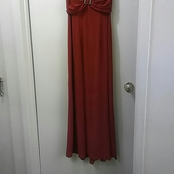 RED DRESS - Picture 3 of 6