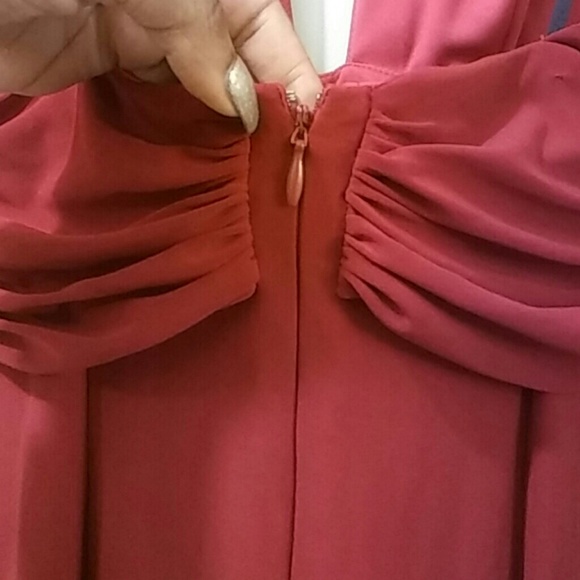 RED DRESS - Picture 5 of 6