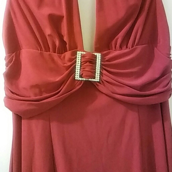 RED DRESS - Picture 6 of 6