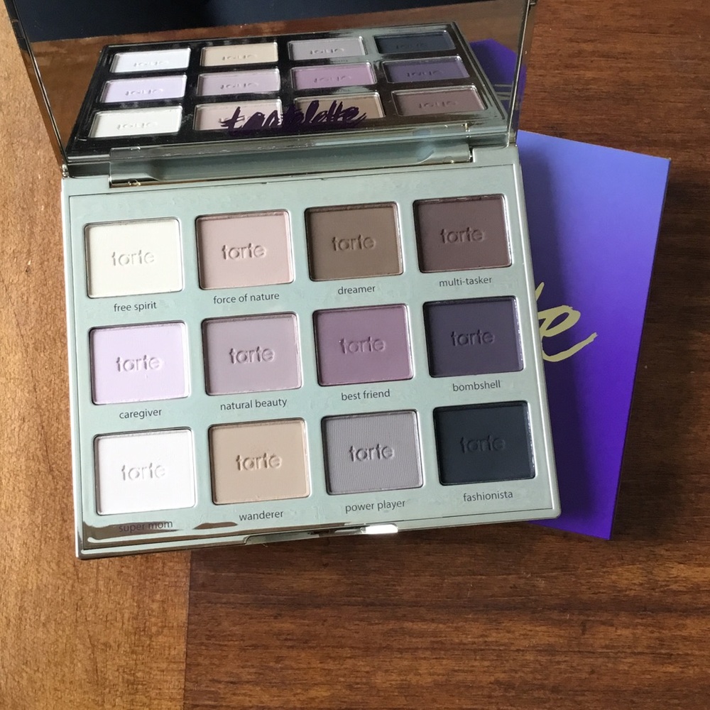 🌸SALE🌸 Tarte Tartelette Palette
