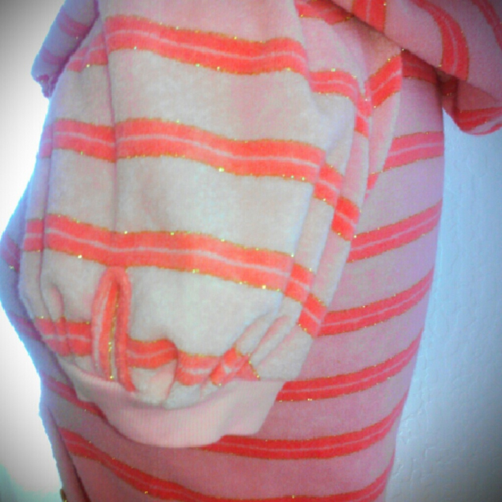 SOLD-Juicy Couture Pink Short Sleeve Hoodie - Picture 3 of 4