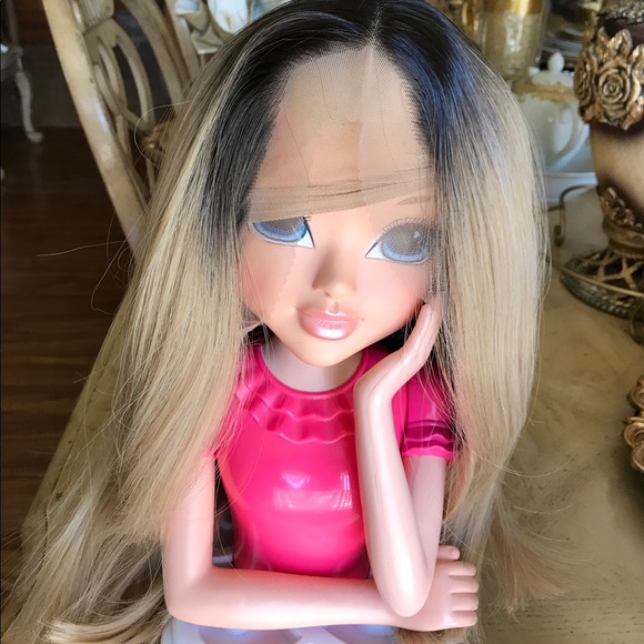 Blonde Ombré Lacefront Wig main image 6