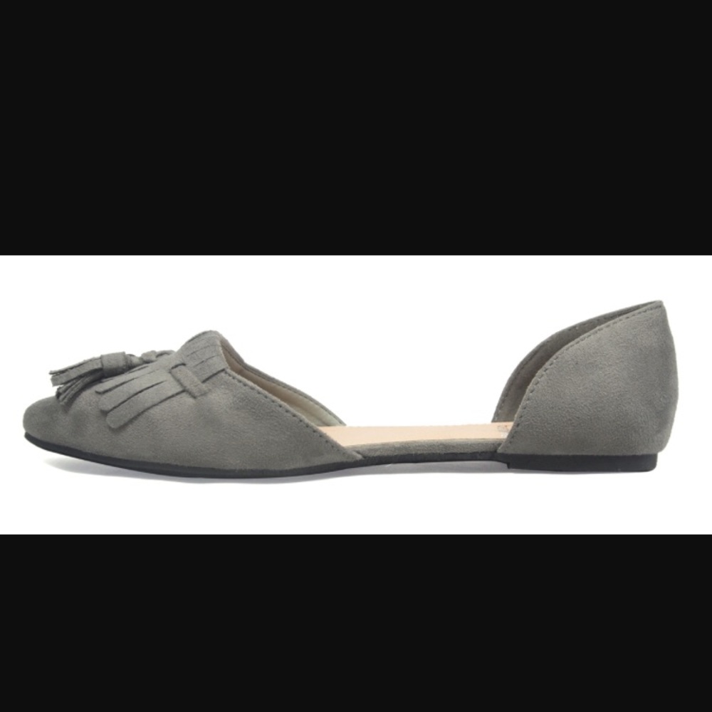 Last Pair!! Grey D'Orsay Tassel Flats - Picture 3 of 5