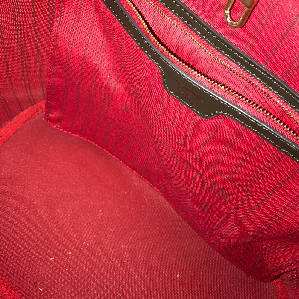 Louis Vuitton handbag - Picture 2 of 4